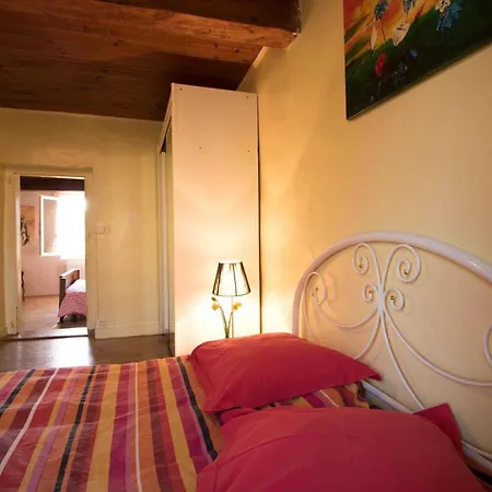 Dom wakacyjny Les Platanes