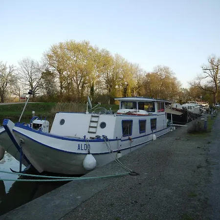 Les Platanes Dom wakacyjny